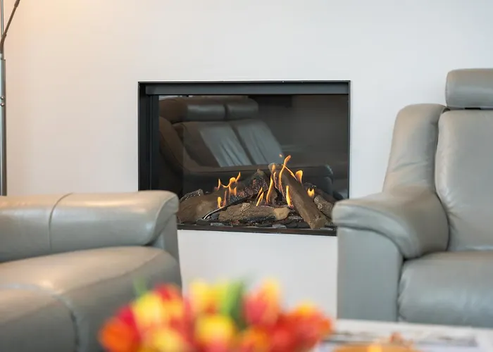 Ruim En Luxueus App Met Zeezicht En Garage - 8P