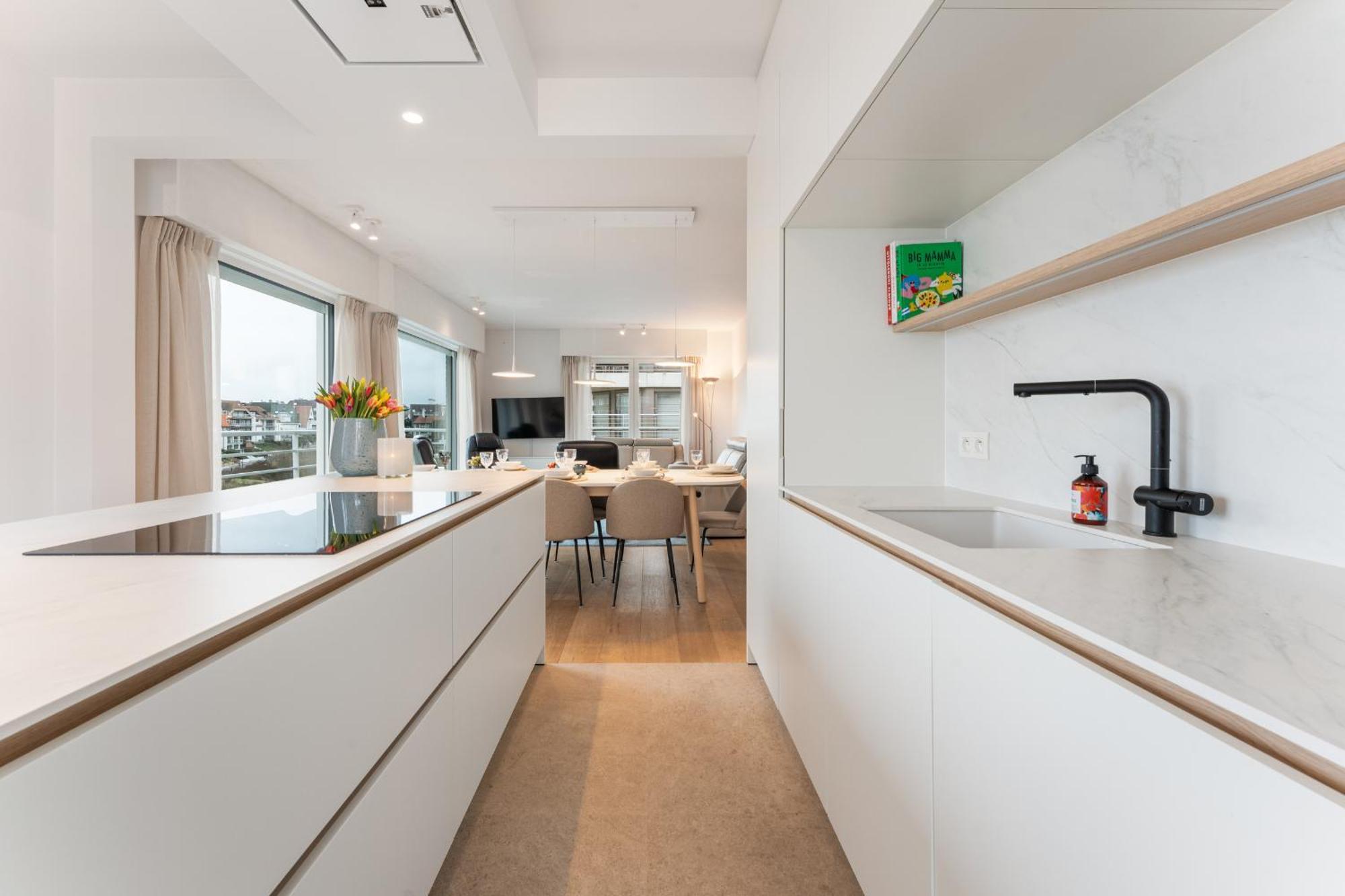 Ruim En Luxueus App Met Zeezicht En Garage - 8p